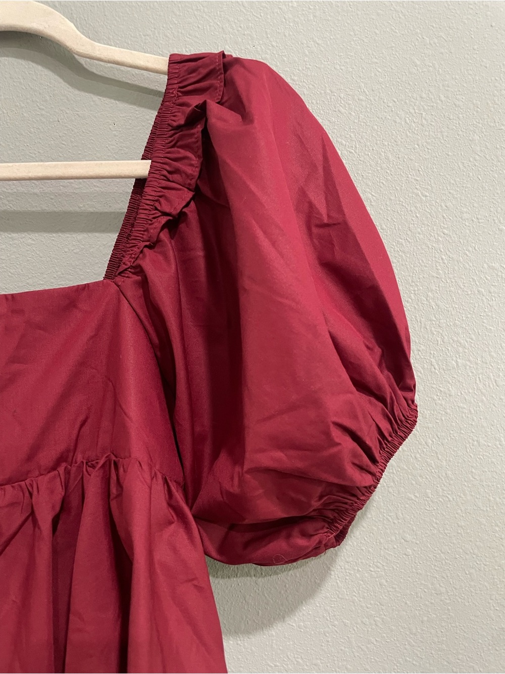 En Saison Burgundy Puff Sleeve Babydoll Flowy Top (S) - Picture 3 of 9